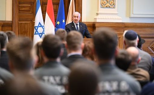 Адвокат Нетаниягу: Премьер-министр очень устал для дачи показаний