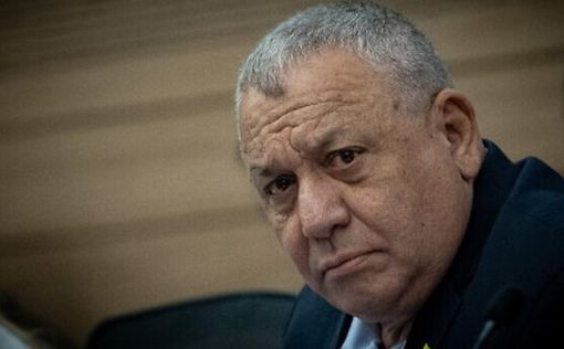 Депутат Айзенкот подтвердил, что Нетаниягу санкционировал слежку за чиновниками