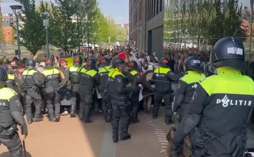 Полиция прибыла освобождать захваченный университет в Амстердаме