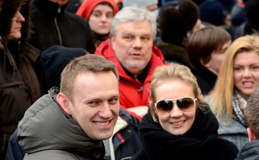 Навального задержали под судом в Москве